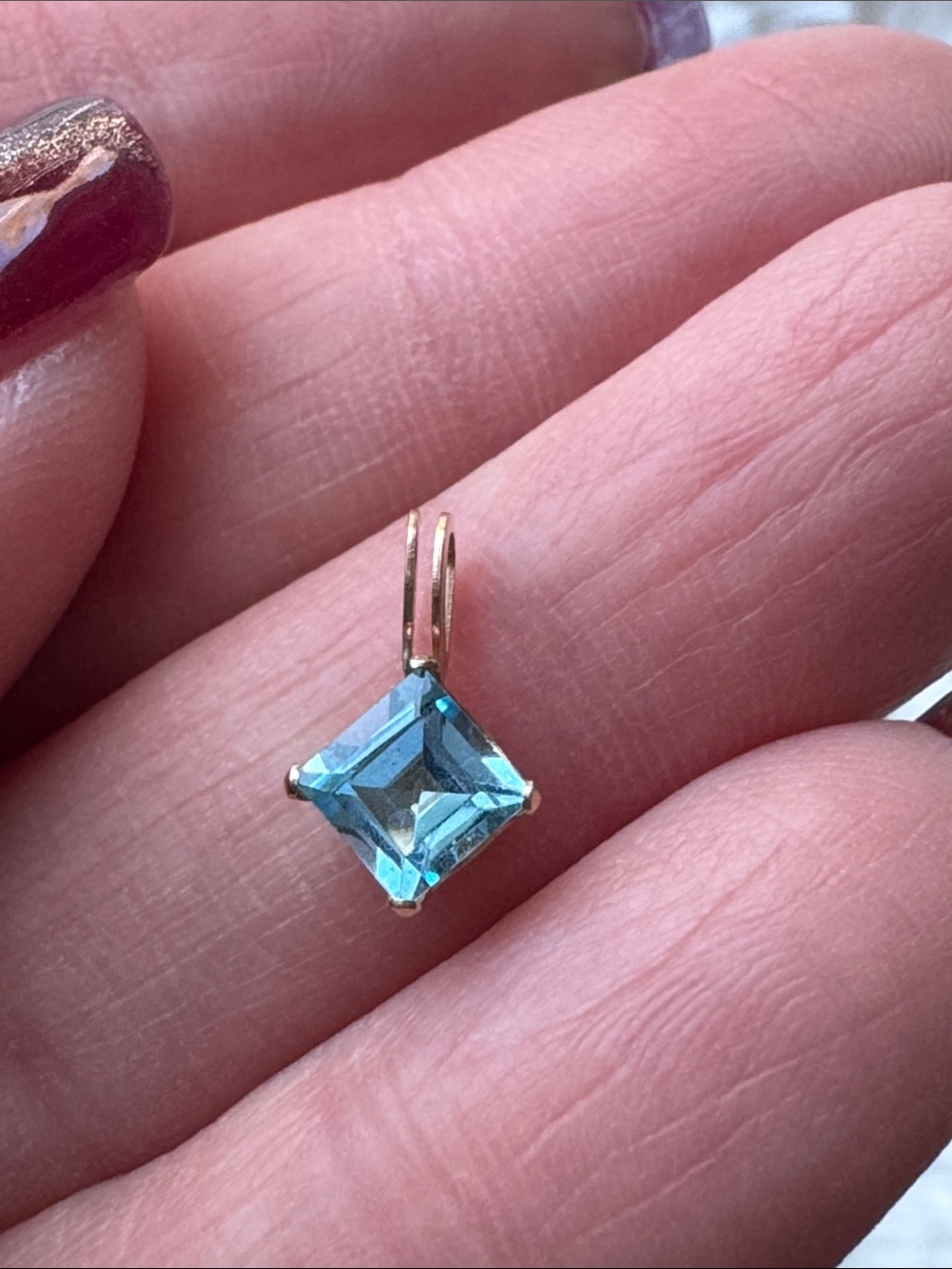 10k Blue Topaz Pendant